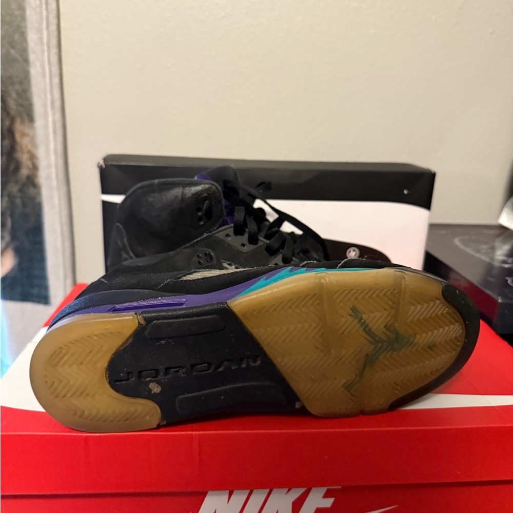 Jordan 5 Alternative Grape - Picture 2 of 4